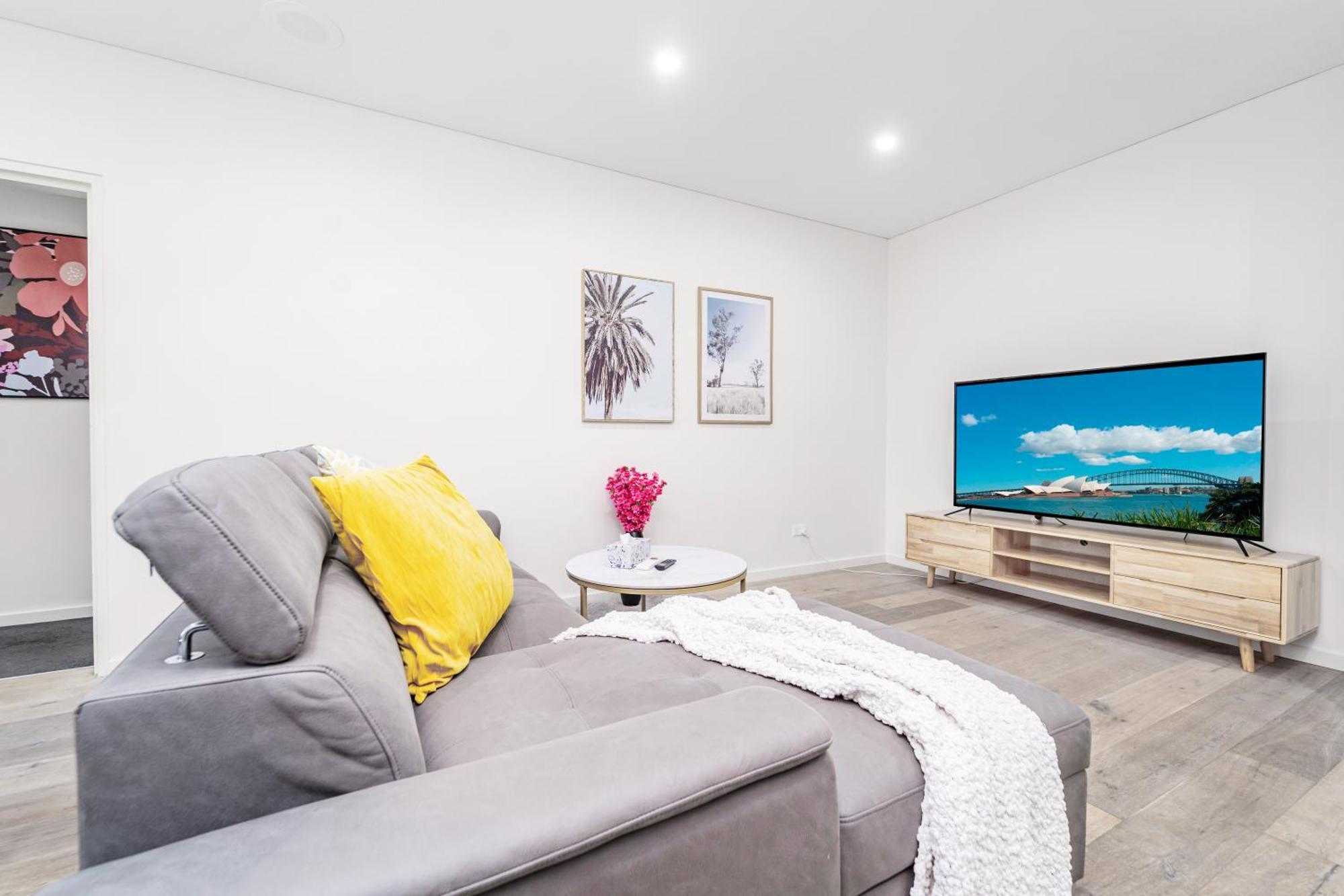 Apartment Waterloo 2br Modern Natural Park Sydney