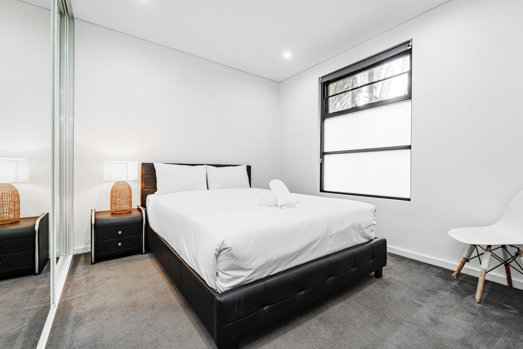 Apartment Waterloo 2br Modern Natural Park Sydney